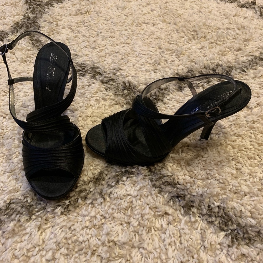 Lulu Townsend Black Satin heel